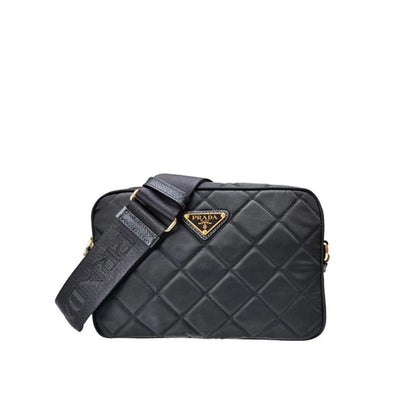 Prada Quilted Nylon Camera｜バッグ